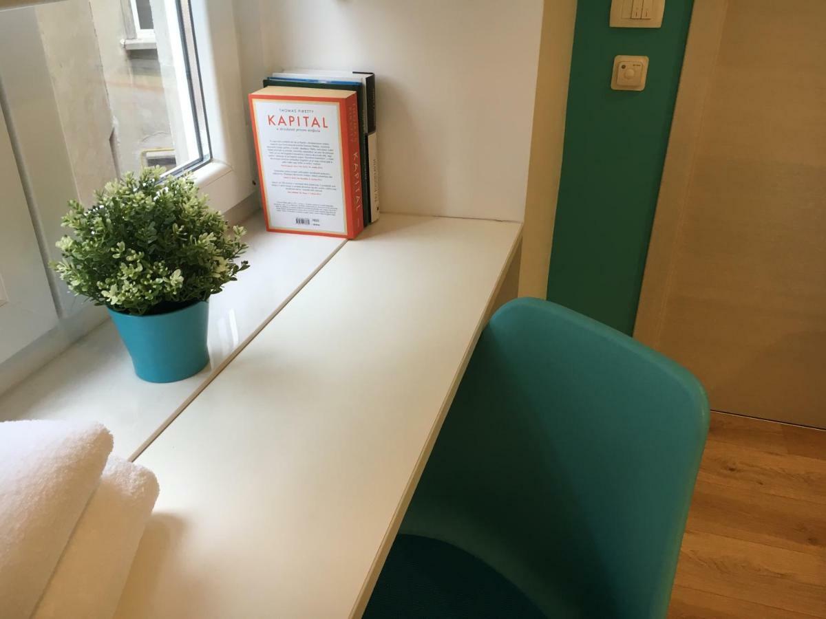 Adria Apartment Rijeka Bagian luar foto