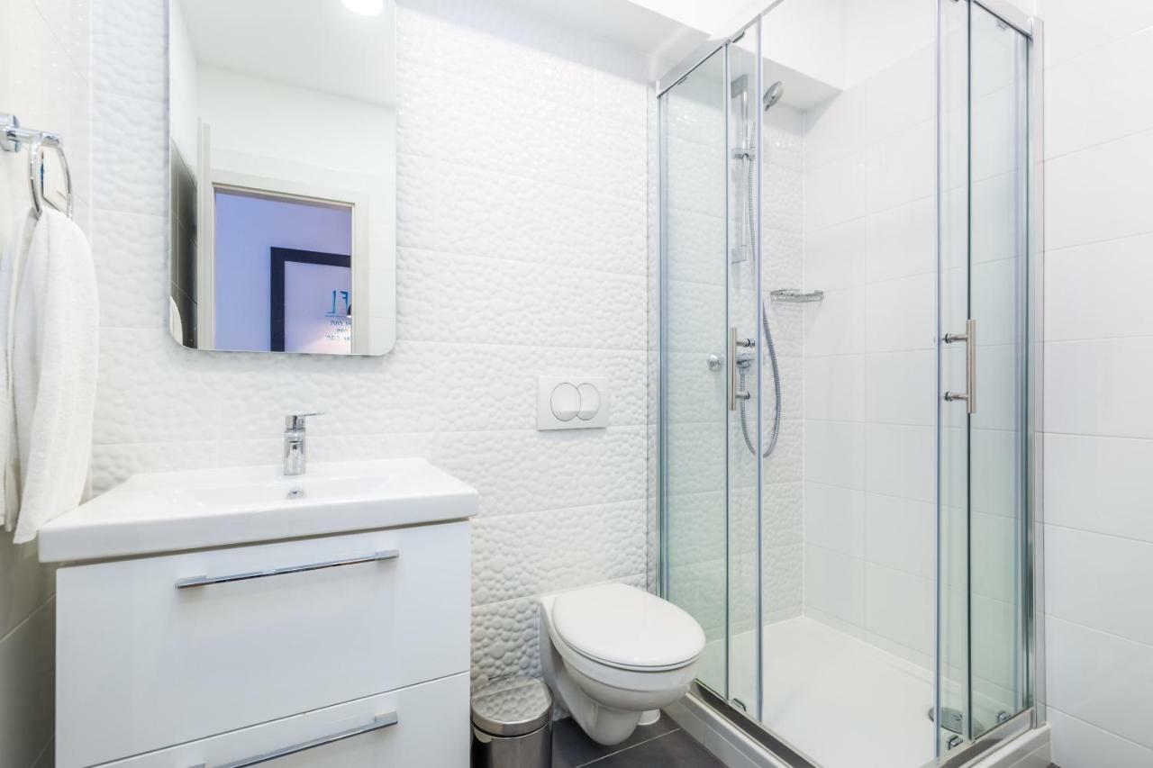 Adria Apartment Rijeka Bagian luar foto